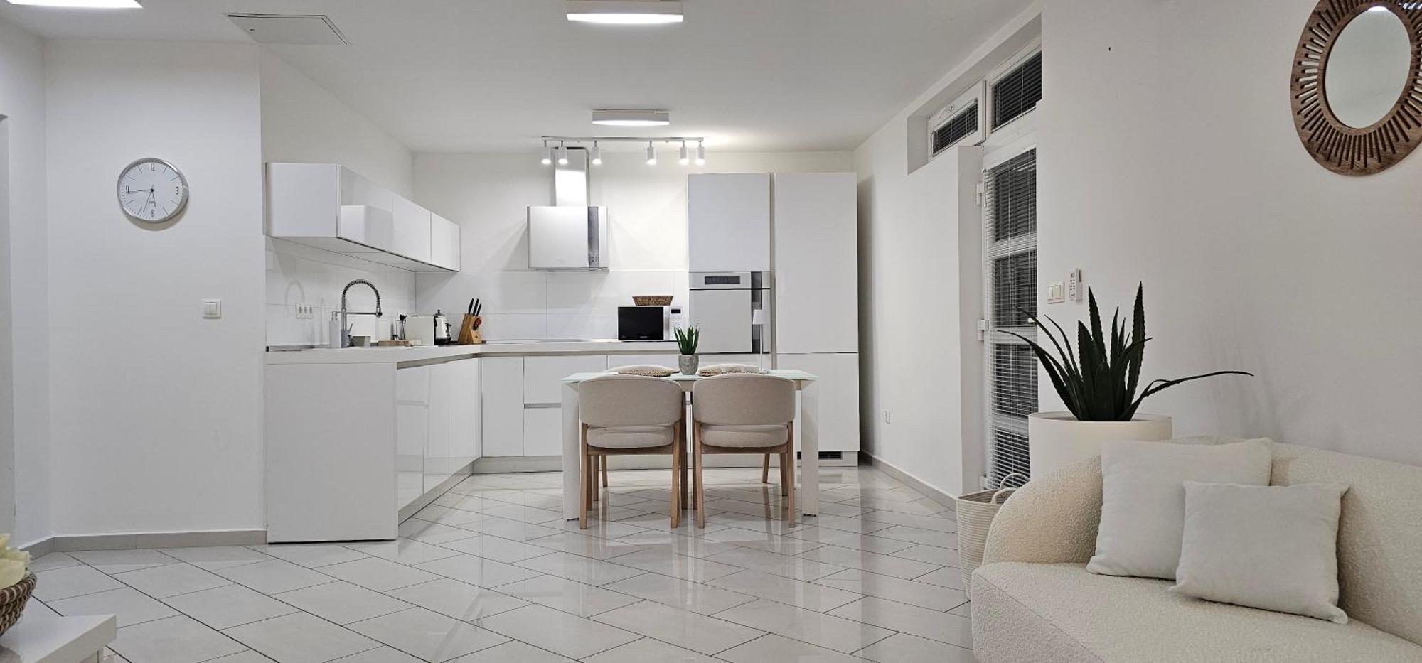 Seahouse By Jelena Apartment Bibinje Bagian luar foto