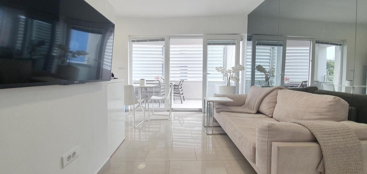 Seahouse By Jelena Apartment Bibinje Bagian luar foto